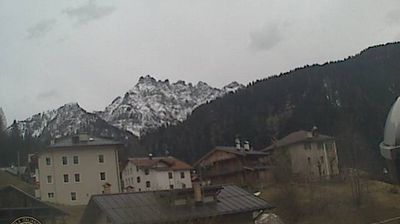 immagine della webcam nei dintorni di Passo San Pellegrino: webcam Caviola