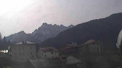 immagine della webcam nei dintorni di San Martino di Castrozza: webcam Caviola