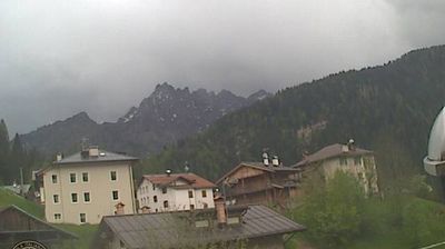 immagine della webcam nei dintorni di Passo San Pellegrino: webcam Caviola