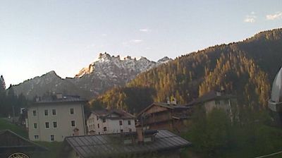 immagine della webcam nei dintorni di Malga Ciapela: webcam Caviola