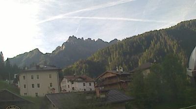 immagine della webcam nei dintorni di Zoldo Alto: webcam Caviola