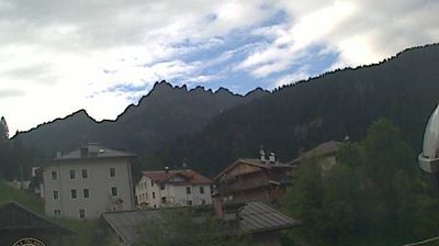 immagine della webcam nei dintorni di Colle Santa Lucia: webcam Caviola