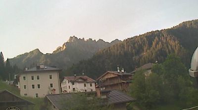 immagine della webcam nei dintorni di Malga Ciapela: webcam Caviola