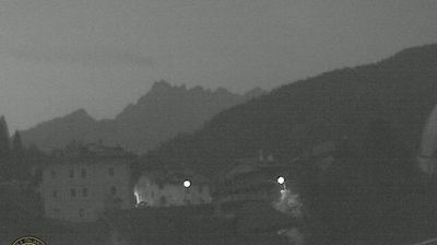 immagine della webcam nei dintorni di Passo San Pellegrino: webcam Caviola