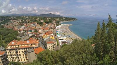 immagine della webcam nei dintorni di Borgo Marina: webcam Celle Ligure