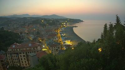 immagine della webcam nei dintorni di Pratozanino: webcam Celle Ligure