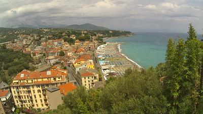immagine della webcam nei dintorni di Valleggia: webcam Celle Ligure