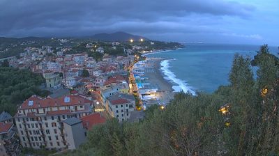 immagine della webcam nei dintorni di Voltri: webcam Varazze