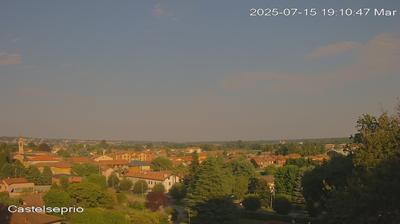 immagine della webcam nei dintorni di Binago: webcam Castelseprio