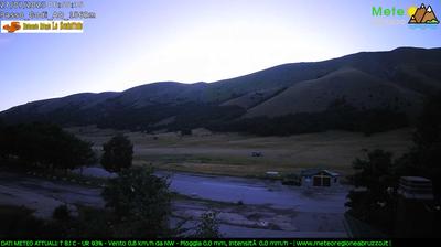 immagine della webcam nei dintorni di Bisegna: webcam Monte Pratello