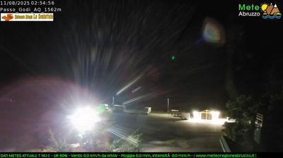 immagine della webcam nei dintorni di Roio del Sangro: webcam Monte Pratello