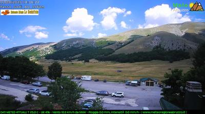 immagine della webcam nei dintorni di Cansano: webcam Monte Pratello