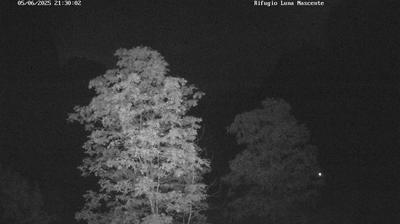immagine della webcam nei dintorni di Val di Mello: webcam Valmasino