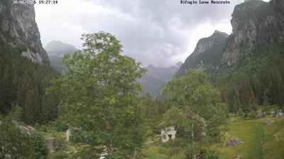 immagine della webcam nei dintorni di Chiareggio: webcam Valmasino