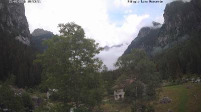 immagine della webcam nei dintorni di Chiesa in Valmalenco: webcam Valmasino