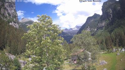 immagine della webcam nei dintorni di Val di Mello: webcam Valmasino