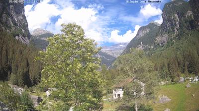 immagine della webcam nei dintorni di Val di Mello: webcam Valmasino