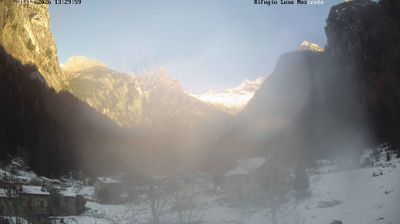 immagine della webcam nei dintorni di Chiesa in Valmalenco: webcam Valmasino