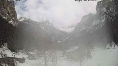 immagine della webcam nei dintorni di Val di Mello: webcam Valmasino