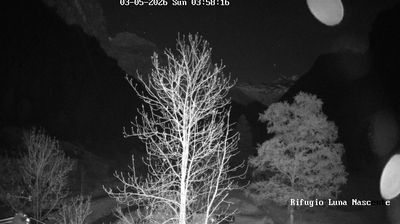 immagine della webcam nei dintorni di Val di Mello: webcam Val Masino