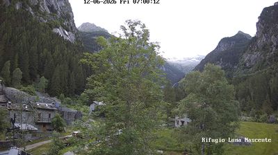 immagine della webcam nei dintorni di Chiesa in Valmalenco: webcam Val Masino