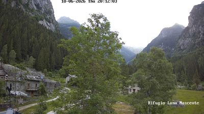 immagine della webcam nei dintorni di Val di Mello: webcam Val Masino