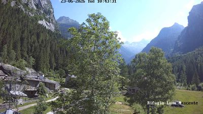 immagine della webcam nei dintorni di Montagna in Valtellina: webcam Val Masino