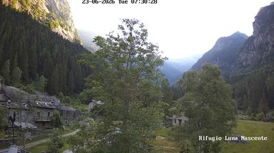immagine della webcam nei dintorni di Montagna in Valtellina: webcam Val Masino