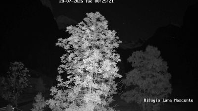 immagine della webcam nei dintorni di Menarola: webcam Val Masino