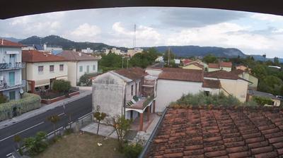 immagine della webcam nei dintorni di Schignano: webcam Montecatini Terme