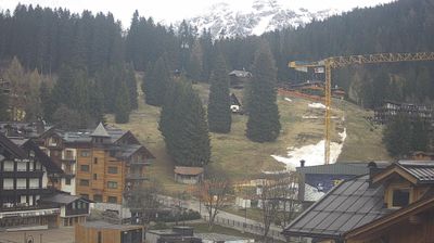 immagine della webcam nei dintorni di Marilleva: webcam Rifugio Viviani