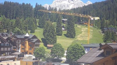 immagine della webcam nei dintorni di San Lorenzo in Banale: webcam Rifugio Viviani