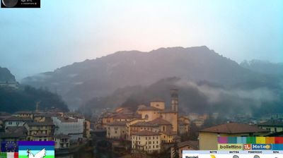 immagine della webcam nei dintorni di Zambla: webcam San Giovanni Bianco
