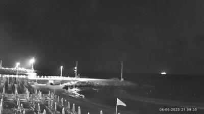 immagine della webcam nei dintorni di San Bartolomeo al Mare: webcam Marina Di Andora
