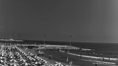 immagine della webcam nei dintorni di Ceriale: webcam Marina Di Andora