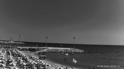 immagine della webcam nei dintorni di Leca: webcam Marina Di Andora