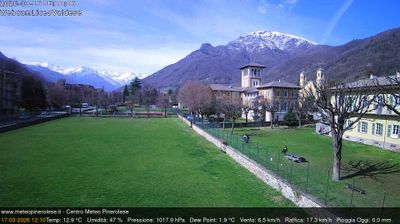 immagine della webcam nei dintorni di Crissolo Pian della Regina: webcam Torre Pellice