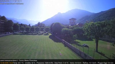 immagine della webcam nei dintorni di Prali: webcam Torre Pellice