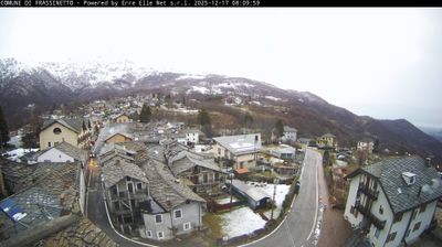 immagine della webcam nei dintorni di Alpette: webcam Frassinetto