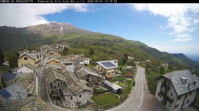 immagine della webcam nei dintorni di Traversella: webcam Frassinetto