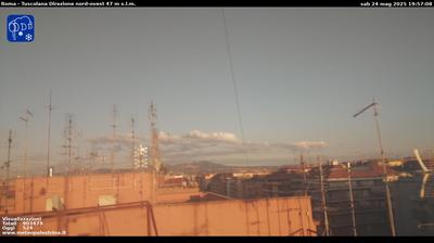 immagine della webcam nei dintorni di Borghesiana: webcam Roma Cinecitta'