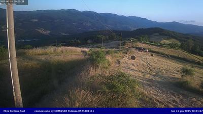 immagine della webcam nei dintorni di Santo Stefano d'Aveto: webcam Borgo Val di Taro