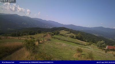 immagine della webcam nei dintorni di Carro: webcam Borgo Val di Taro