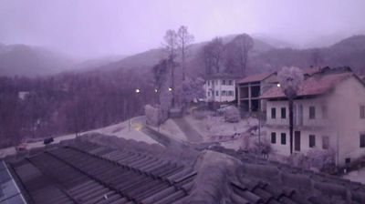 immagine della webcam nei dintorni di Locana: webcam Canischio