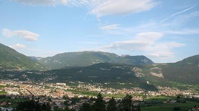 immagine della webcam nei dintorni di Brentonico: webcam Isera