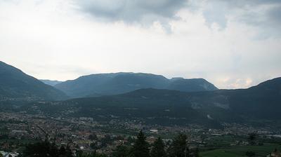 immagine della webcam nei dintorni di Nago-Torbole: webcam Isera