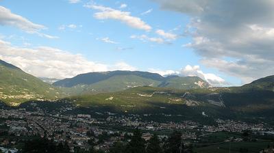 immagine della webcam nei dintorni di Brentonico: webcam Isera