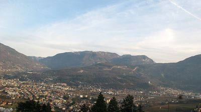 immagine della webcam nei dintorni di Monte Bondone: webcam Isera