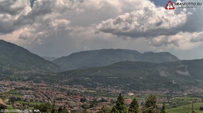 immagine della webcam nei dintorni di Brentonico: webcam Isera
