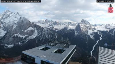 immagine della webcam nei dintorni di Moena: webcam Penia di Canazei